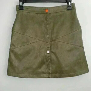 EUC Peacebird Suede Snap Front Military Green Mini Skirt Size Medium